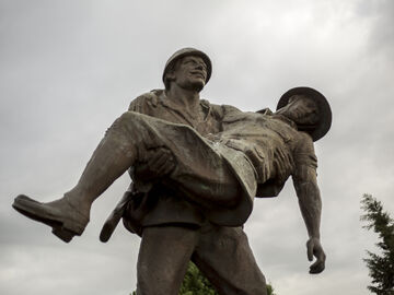 Çanakkale Şehitlikler ve Bozcaada & Assos Turu